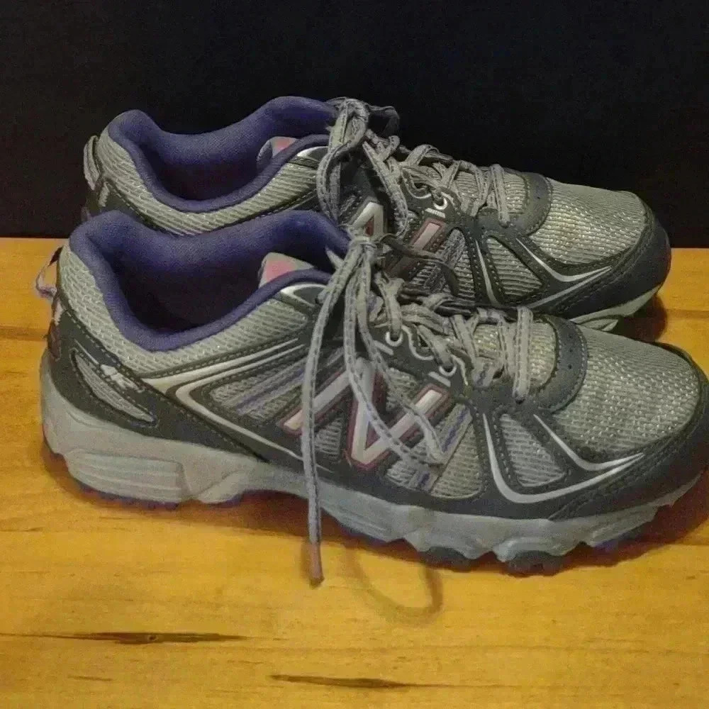 New Balance 412 v2 all terrain gray purple running shoes women's 9.5 - Picture 5 of 8